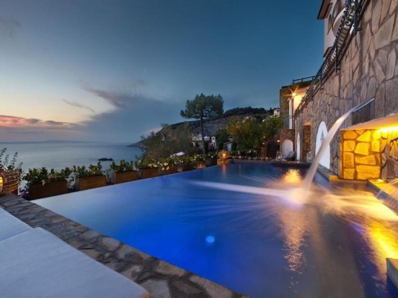 Riviera Di Marcigliano Villa Sleeps 8 Pool Air Con Маса Лубрензе Екстериор снимка